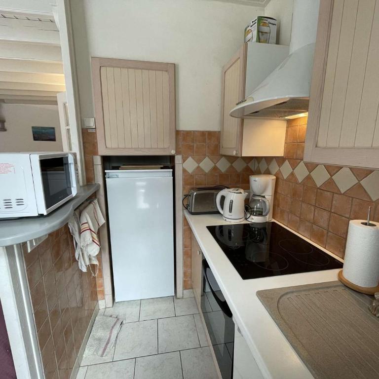 Maison 3 pièces avec mezzanine, proche plage et forêt, 6 couchages, parking, terrasse aménagée - FR-1-224C-240 - Maison de Vacances - 10
