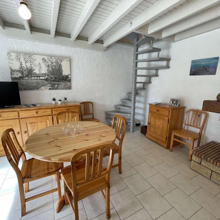 Maison 3 pièces avec mezzanine, proche plage et forêt, 6 couchages, parking, terrasse aménagée - FR-1-224C-240 - Maison de Vacances - 18