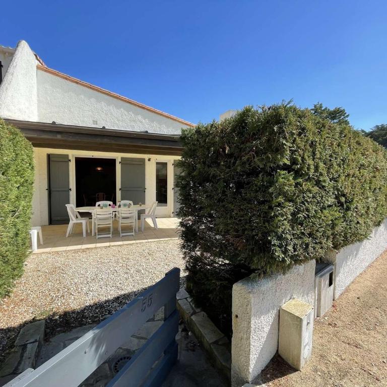 Maison 3 pièces avec mezzanine, proche plage et forêt, 6 couchages, parking, terrasse aménagée - FR-1-224C-240 - Maison de Vacances - 24