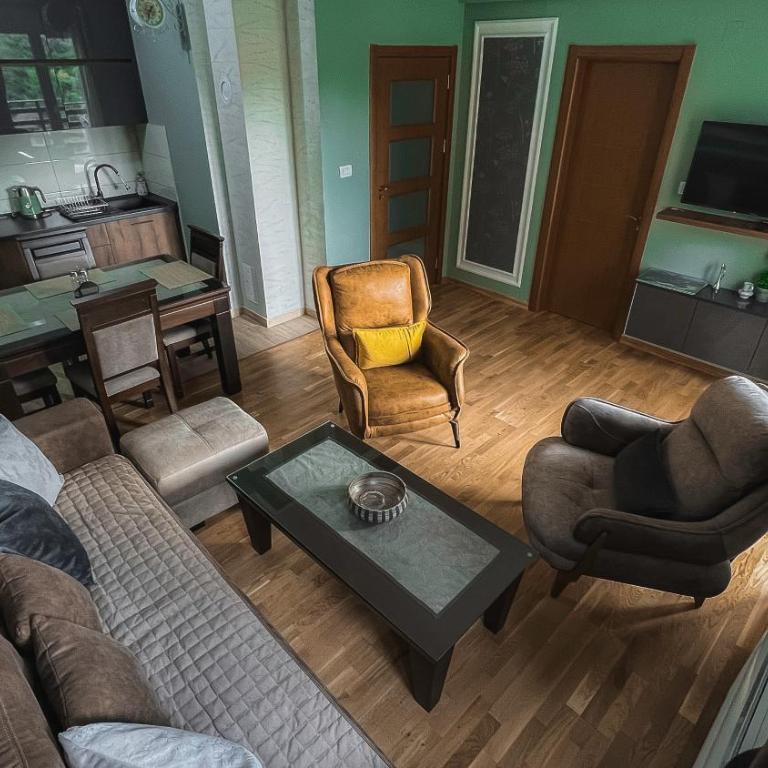 Apartments 24&26 - One-Bedroom Apartment - 5