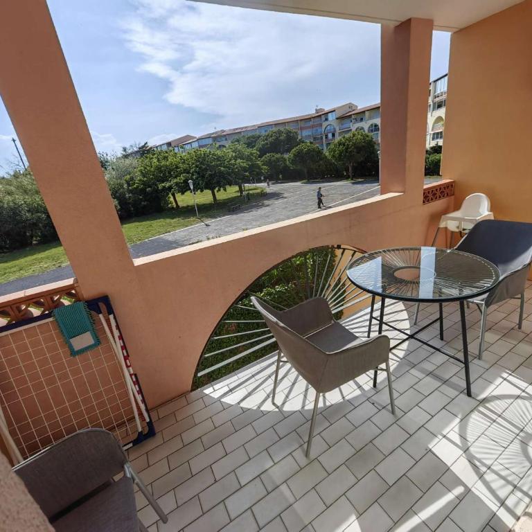 Studio rénové avec terrasse, climatisation, proche plage - FR-1-607-165 - Studio - 10