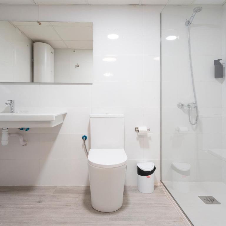 Ereta Rooms Habitaciones baño privado - Double Room with Private Bathroom - 2