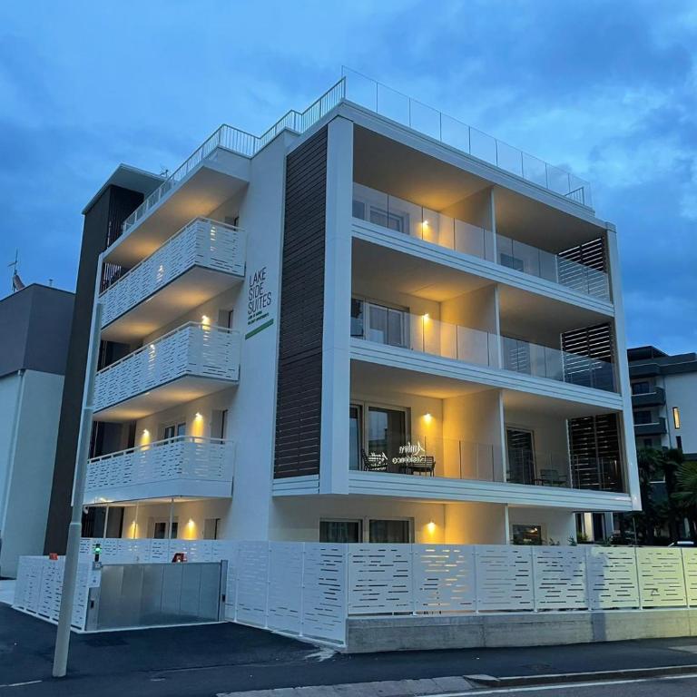 Lake Side Suites - Appartamento con Balcone - 23
