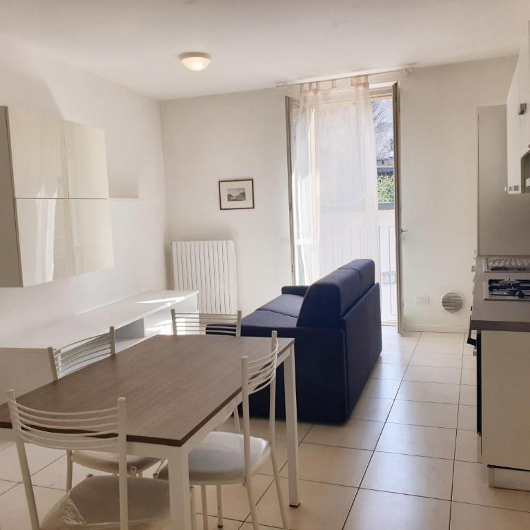 Appartamenti tra Lago e Montagna CASA IDEALE LECCO - Apartment - Erdgeschoss - 7