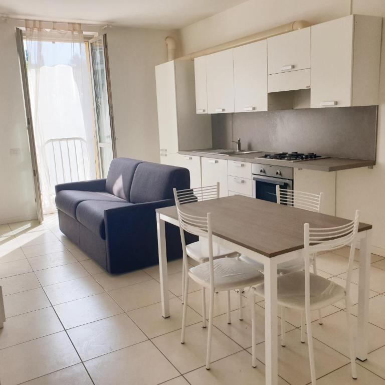 Appartamenti tra Lago e Montagna CASA IDEALE LECCO - Apartment - Erdgeschoss - 9