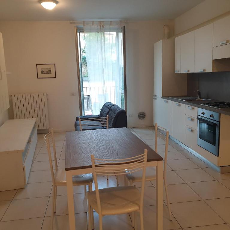 Appartamenti tra Lago e Montagna CASA IDEALE LECCO - Apartment - Erdgeschoss - 13