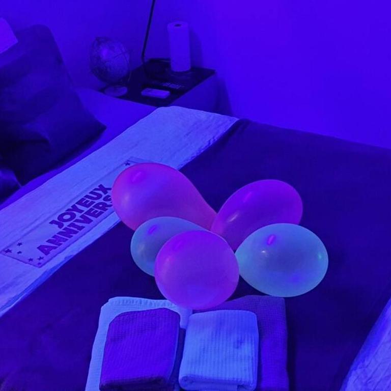 La Bonne Etoile Marseille ! Hébergement romantique ! Jacuzzi et Piscine chauffée - Maison 1 Chambre - 27