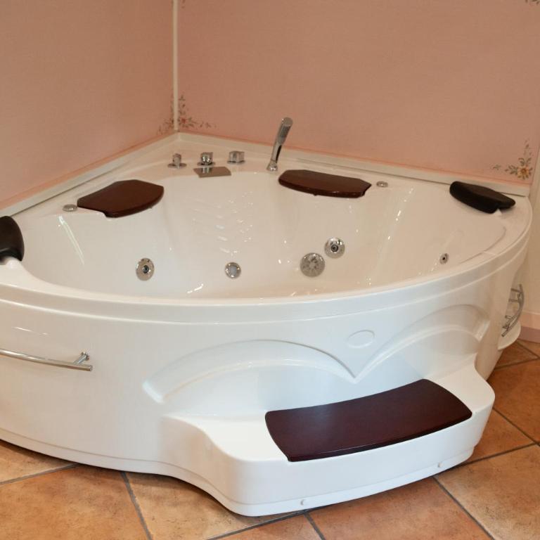 Residenza Catullo - Suite Deluxe con Vasca Idromassaggio - 6