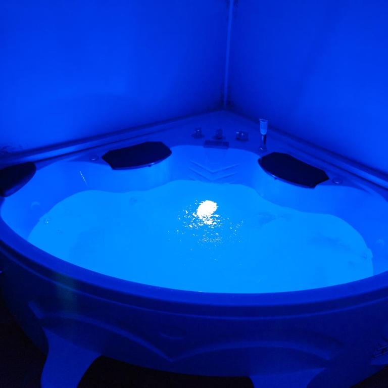Residenza Catullo - Suite Deluxe con Vasca Idromassaggio - 10