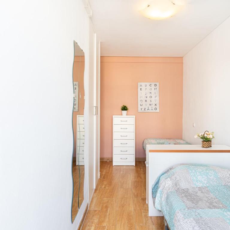Salou Vista al Mar- Parking Free - 4 Ambientes - Three-Bedroom Apartment - 15