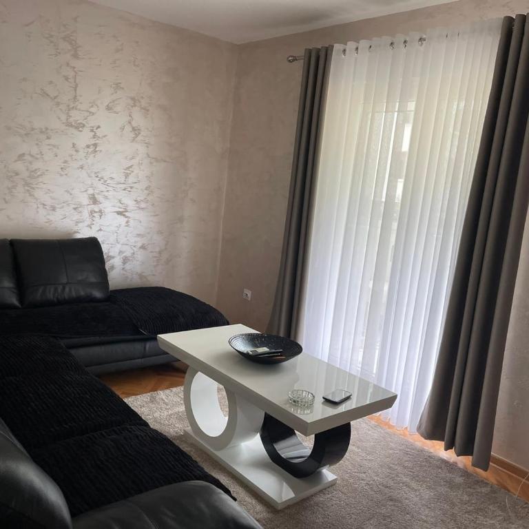 Apartment Božović - Two-Bedroom Apartment - 7