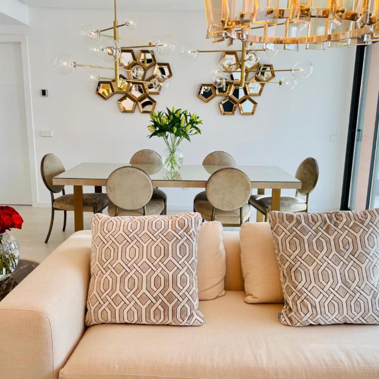 Luxury 3 Bedroom Penthouse - Three-Bedroom Apartment - 31