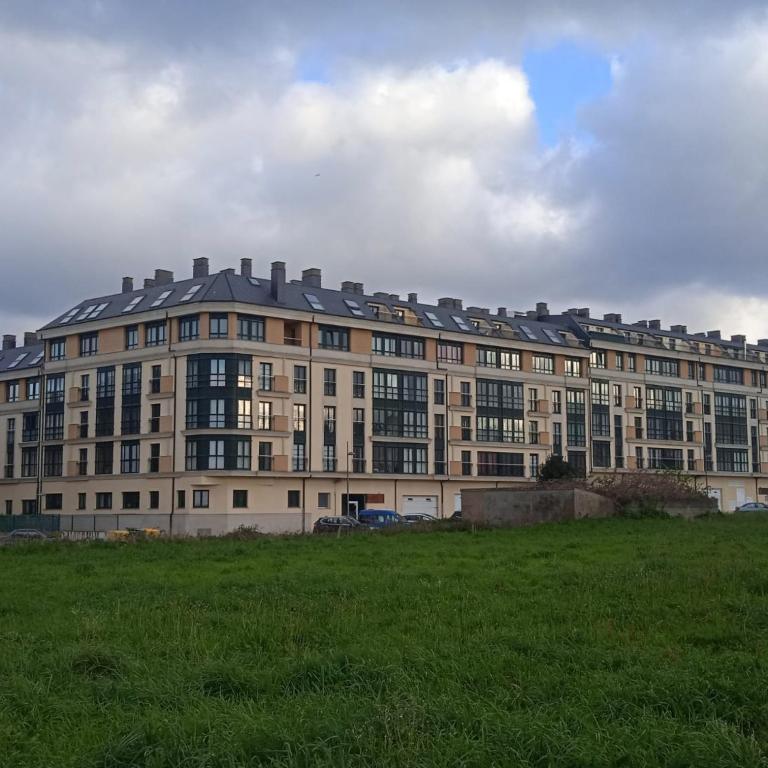 FOZ - Three-Bedroom Apartment - 14