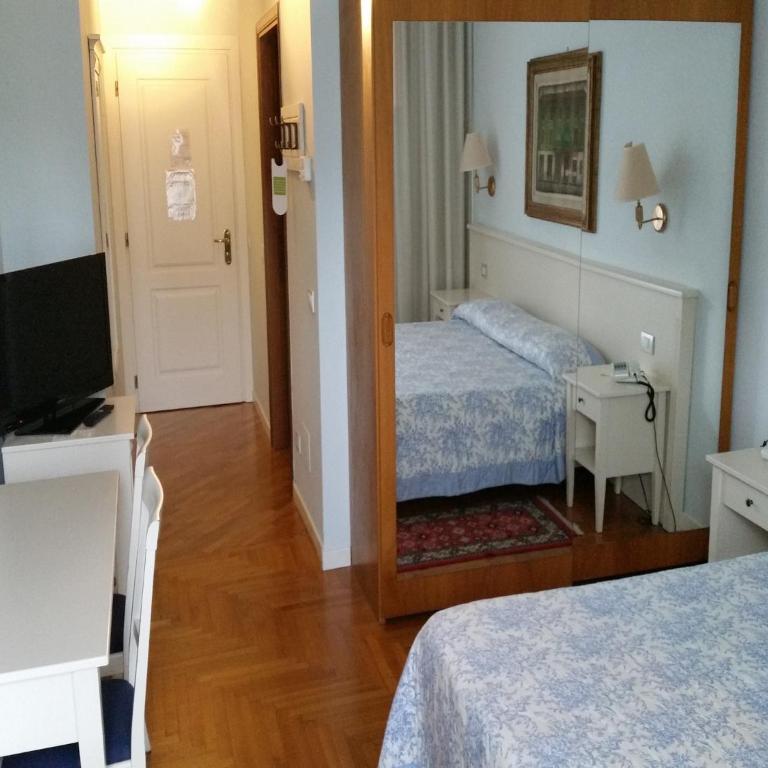 Hotel Royal - Camera Matrimoniale Classic - 1