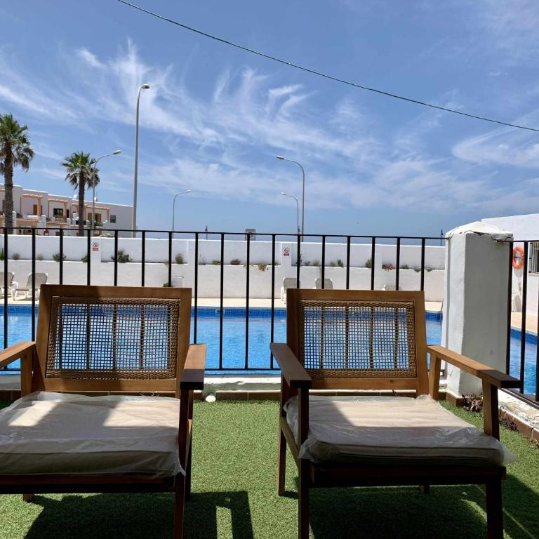 Urb. Las Cañas I. Apartamento F2 - Apartamento de 3 dormitorios - 25