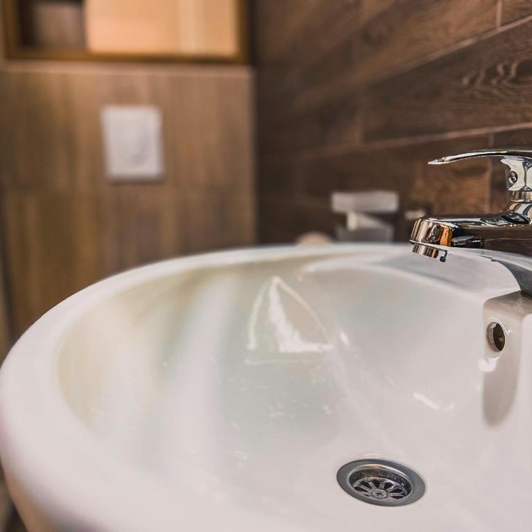 Apartments 24&26 - One-Bedroom Apartment - 40