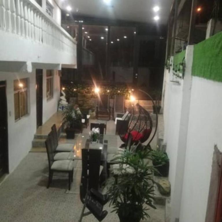 Casa Confortable en Zamora Chinchipe - Seven-Bedroom House - 25