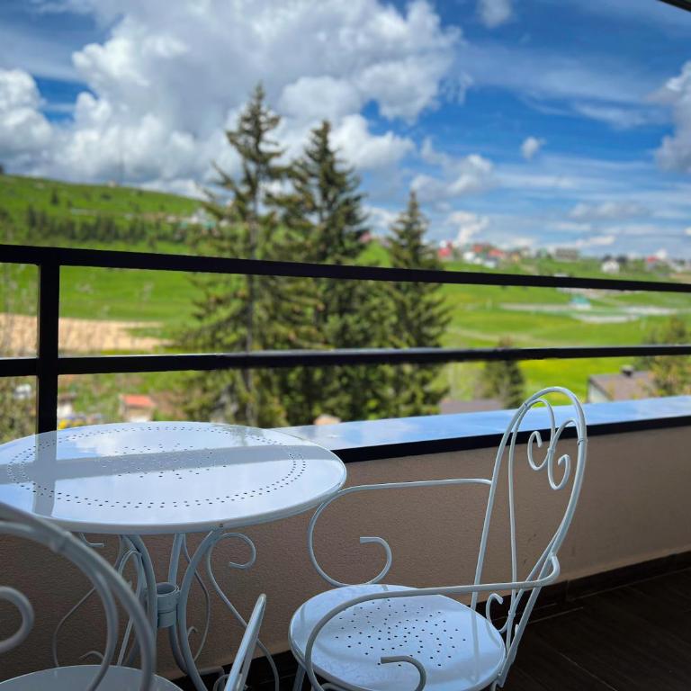 Apartments 24&26 - One-Bedroom Apartment - 8