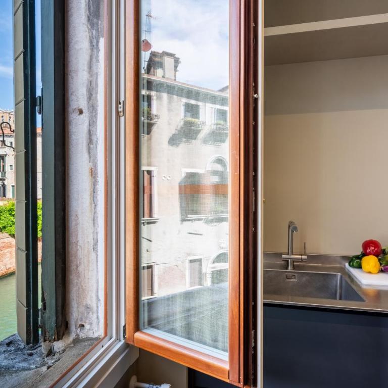 Palazzo Borgoloco - Appartamento con 3 Camere da Letto - 15