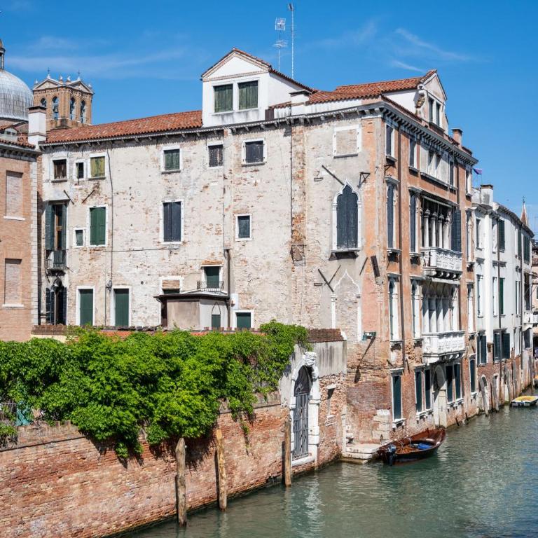 Palazzo Borgoloco - Appartamento con 3 Camere da Letto - 16