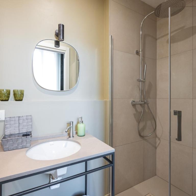Palazzo Borgoloco - Appartamento con 3 Camere da Letto - 19