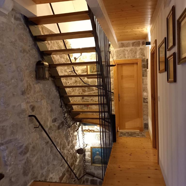 Romantic stone house by the sea **** - Villa with Sea View - 16