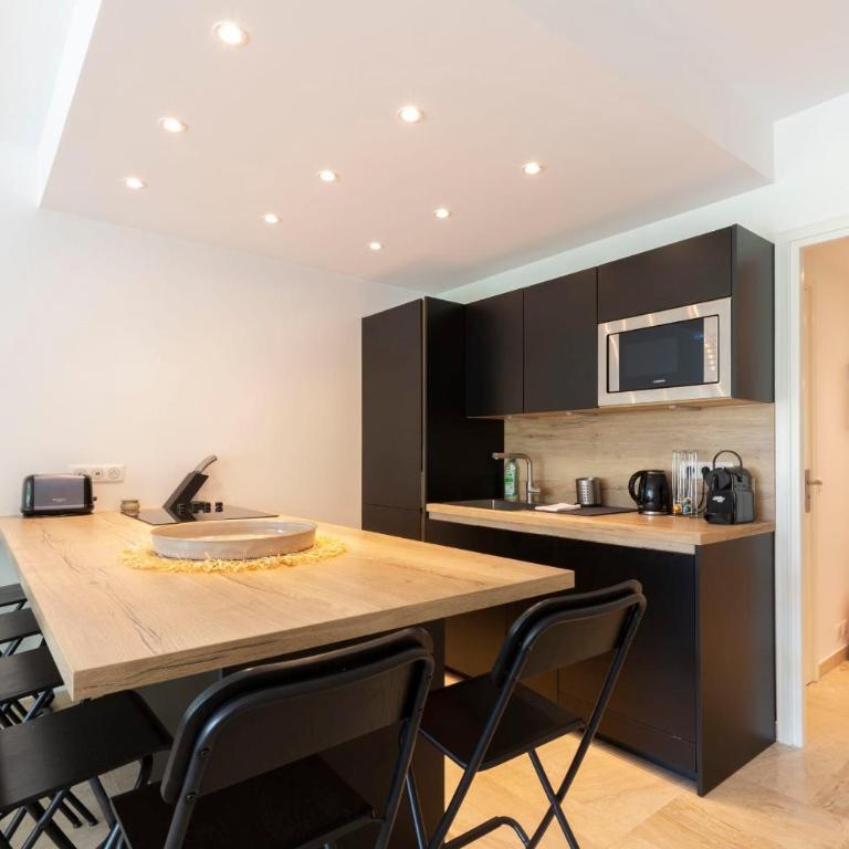 WE CANNES ! Exceptional 4 rooms apartment Cannes Center swimming pool - Appartement - 13