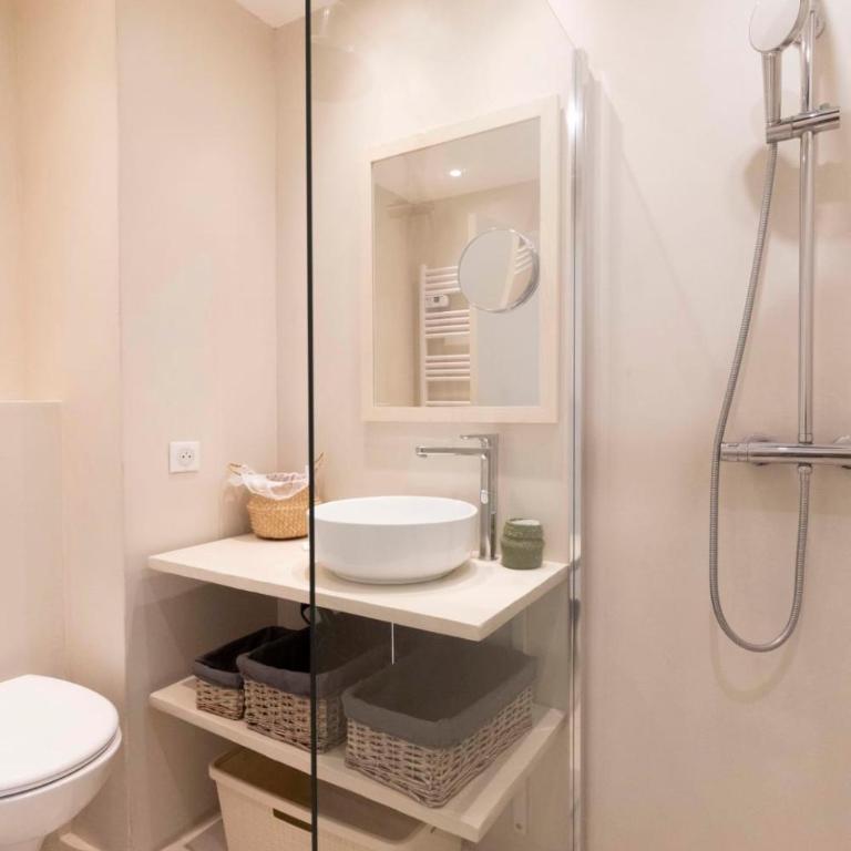 WE CANNES ! Exceptional 4 rooms apartment Cannes Center swimming pool - Appartement - 29