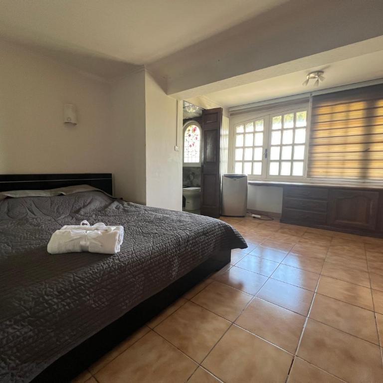 Large Panoramic Villa Retreat - Villa - 18