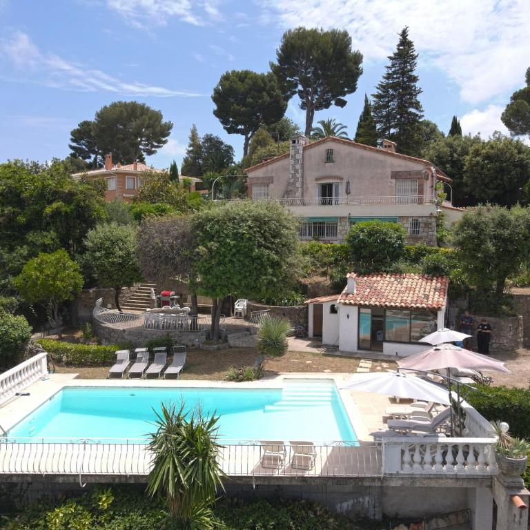 Large Panoramic Villa Retreat - Villa - 4