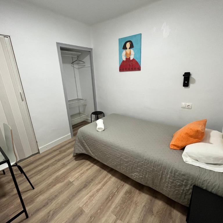 Hostal ARS - Einzelzimmer mit eigenem Bad - 2