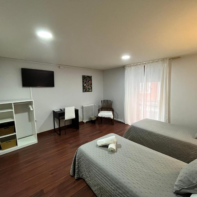 Hostal ARS - Standard Suite mit Doppelbett - 3
