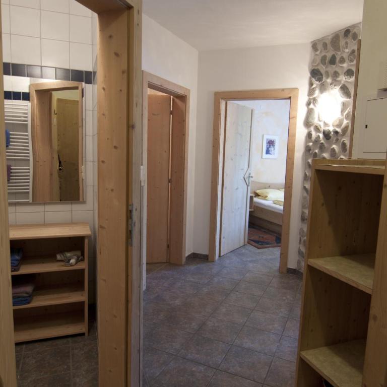 Appartementhaus Marina - Apartment mit 2 Schlafzimmern und Balkon - 19