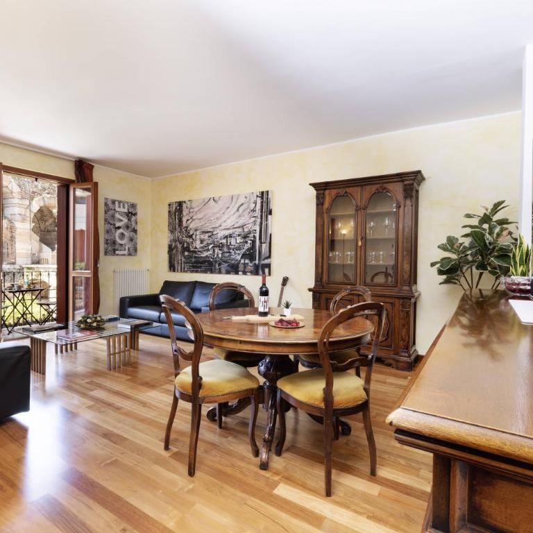 Vista Arena, incredibile - Three-Bedroom Apartment - 4