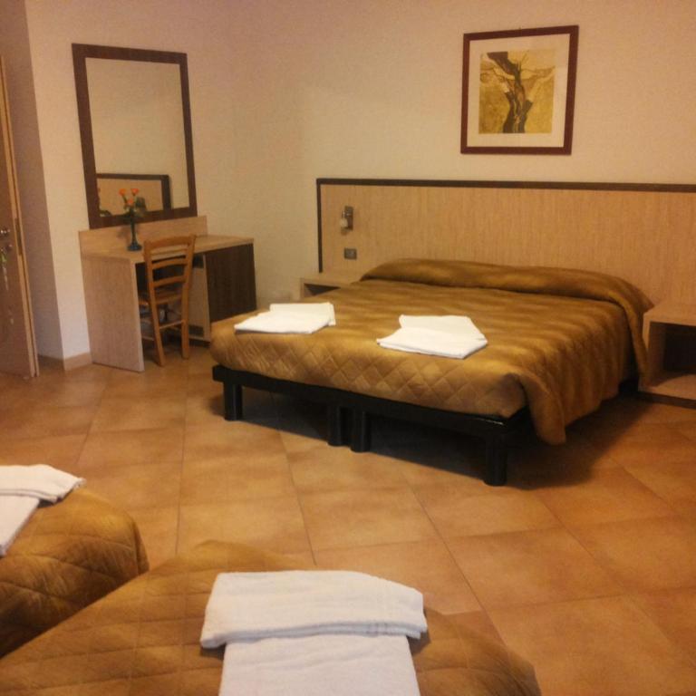 Agritur Arcosole B&B Camping - Camera Quadrupla - 4