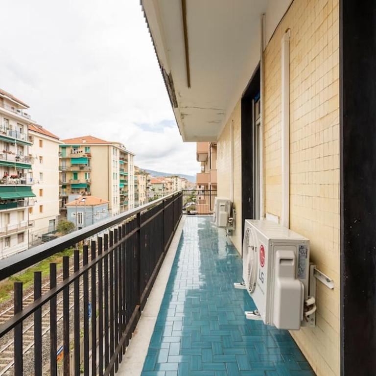 Liguria- Chiavari: a trenta passi dal mare - Appartamento con 1 Camera da Letto - 30