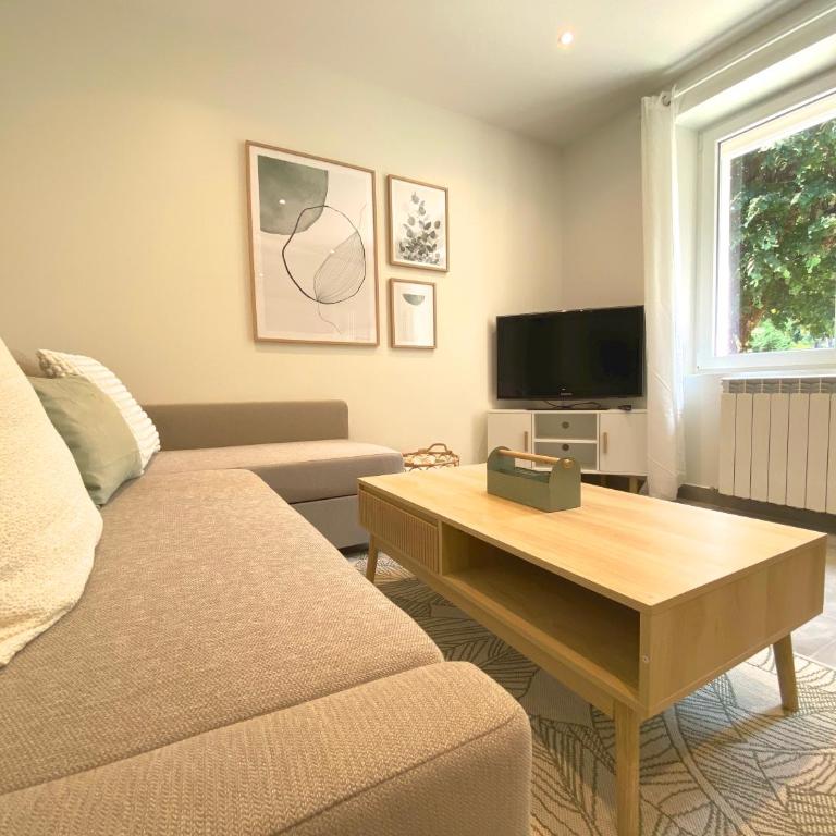 T2 rénové, jardin parking & garage privé, proche centre - One-Bedroom House - 26