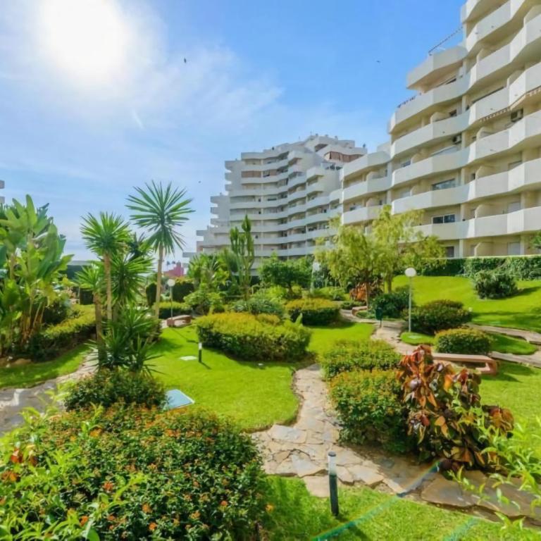 Apartamentos BENALBEACH - Family Suite - 24