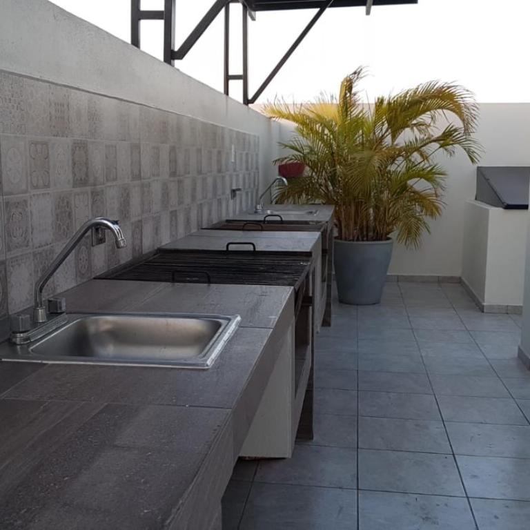 Departamento a dos cuadras de la playa - Two-Bedroom Apartment - 3