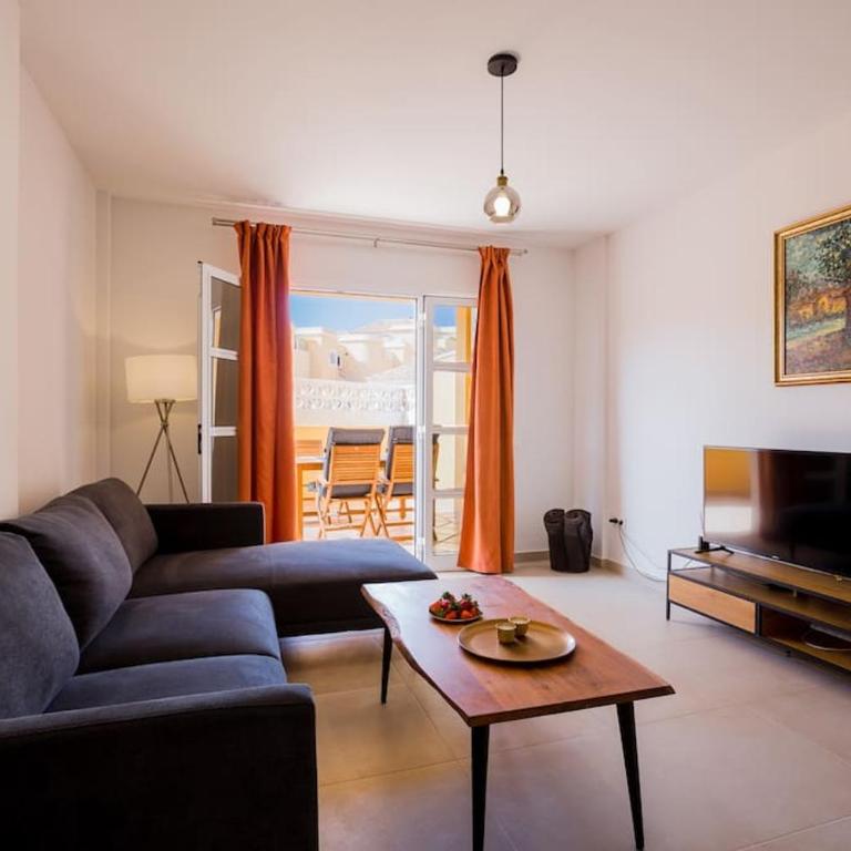 Ocean Breeze - Two-Bedroom Apartment - 3