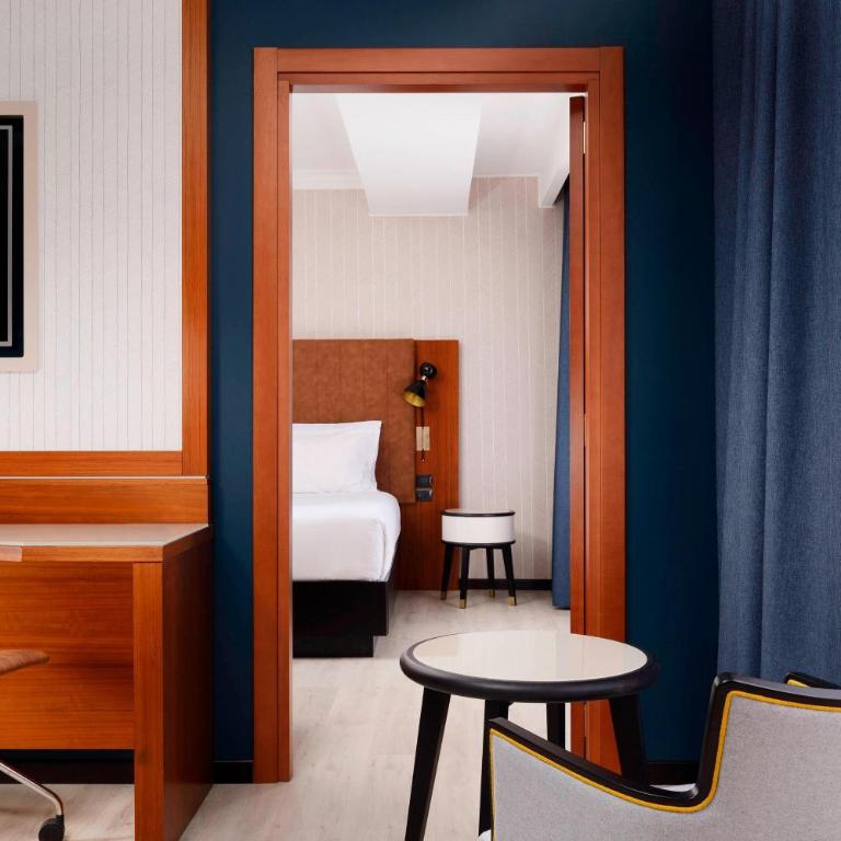 Four Points by Sheraton Siena - Camera Queen Superior - 2