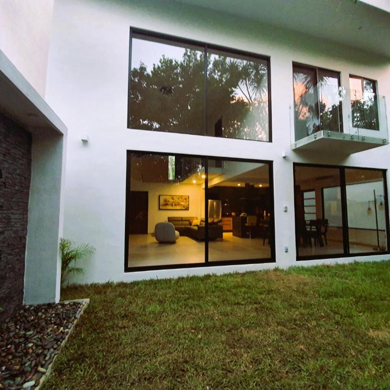 Residence 8 min from the beach - Four-Bedroom House - 22