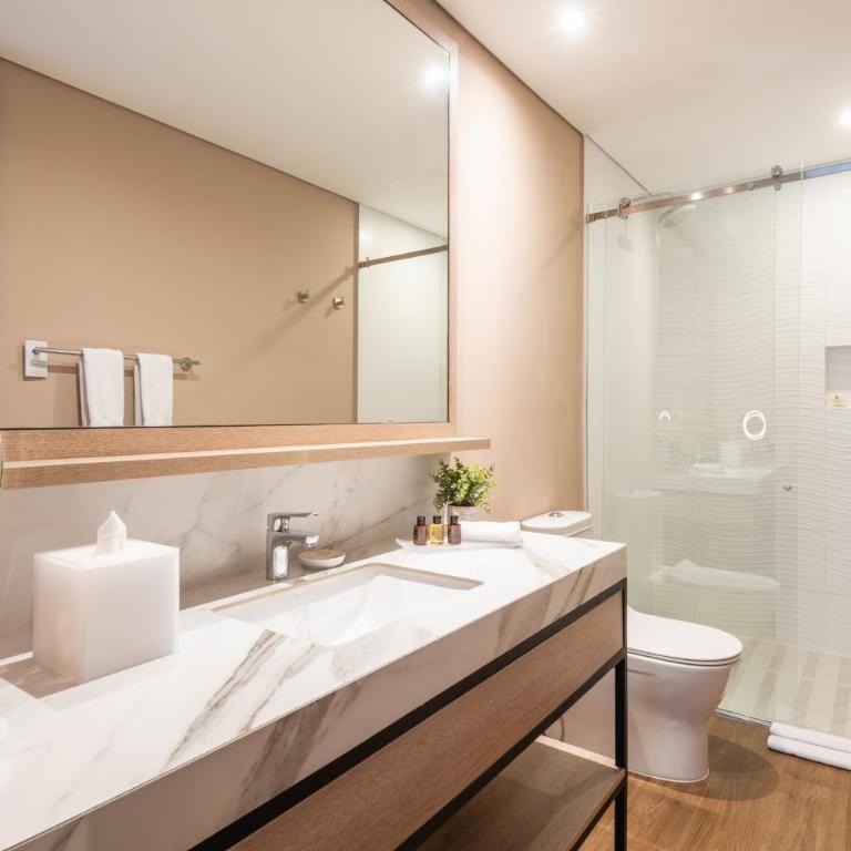 Residence Inn by Marriott Bogota - Suite de 2 dormitorios con vistas a la ciudad - 1