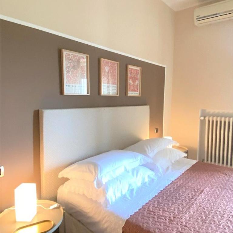 Casa Viola a 900 mt dalla Staz. Centrale - Camera Tripla con Bagno Privato - 15