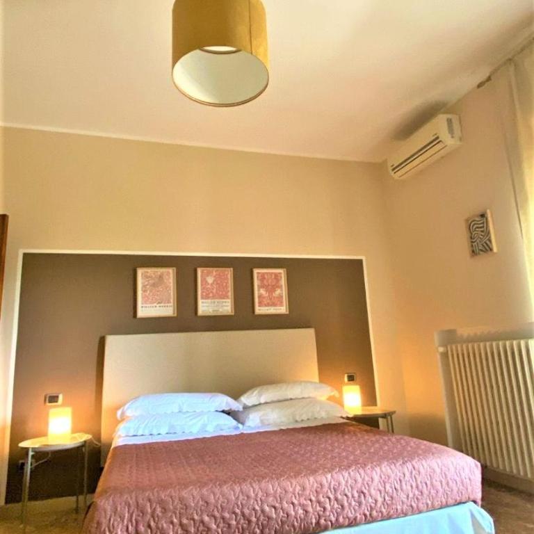 Casa Viola a 900 mt dalla Staz. Centrale - Camera Tripla con Bagno Privato - 12
