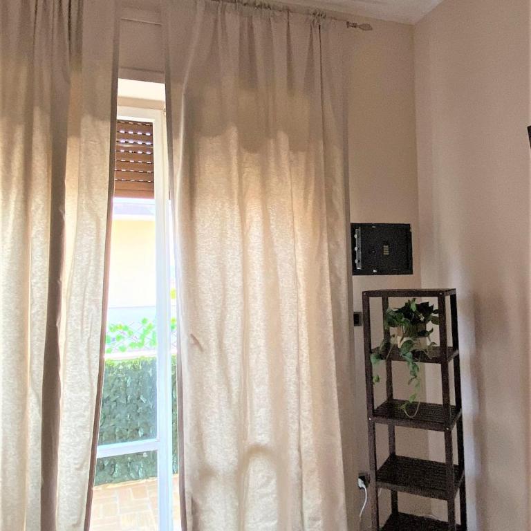 Casa Viola a 900 mt dalla Staz. Centrale - Camera Tripla con Bagno Privato - 8