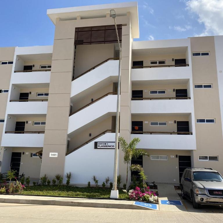Nuevo y Muy Bonito Departamento Con Vista a la Alberca - Residencial Almarena I - Apartment mit 2 Schlafzimmern - 4