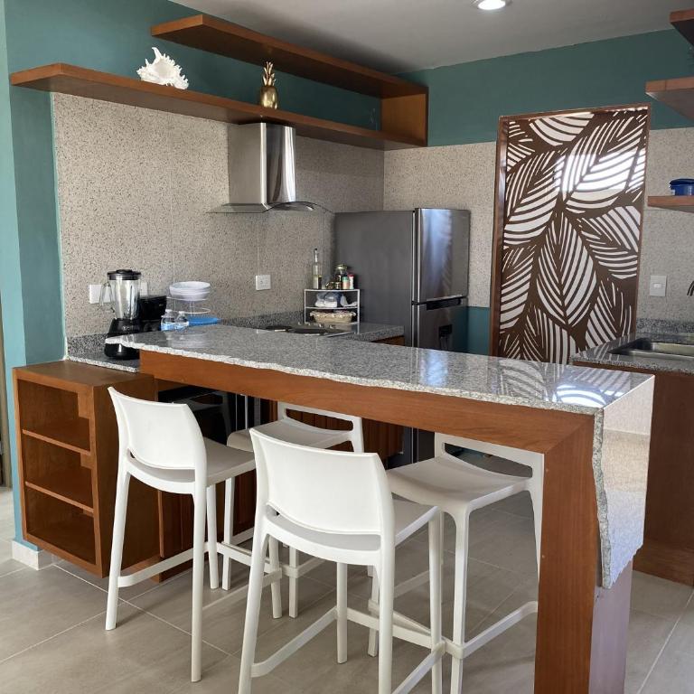 Nuevo y Muy Bonito Departamento Con Vista a la Alberca - Residencial Almarena I - Apartment mit 2 Schlafzimmern - 5