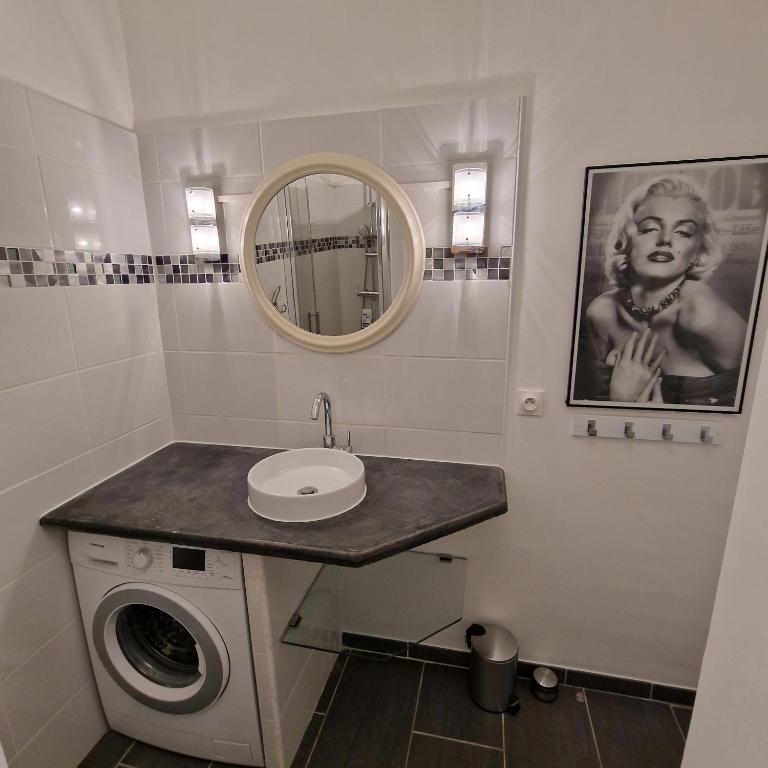 magnifique studio 2 pers, plage à 120 mètres - One-Bedroom Apartment - 10
