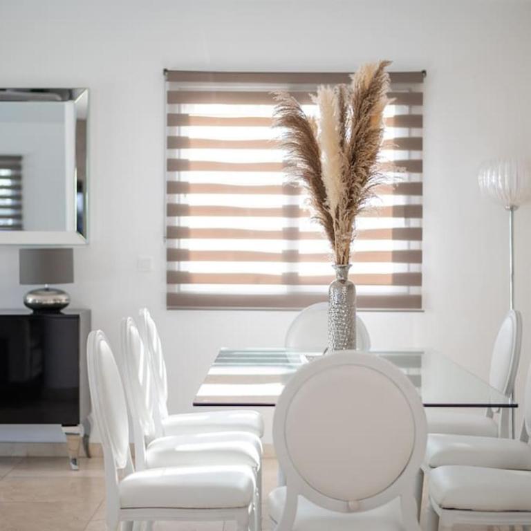 Villa moderne avec Piscine, proche mer - Villa - 34